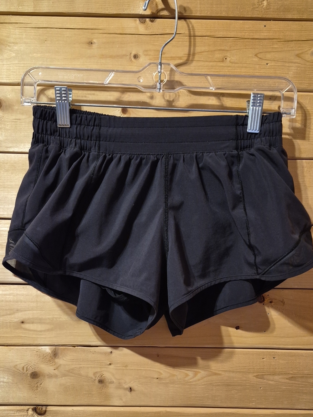 Lululemon Hotty Hot Low Rise Shorts  Lined Shorts Black Size 6